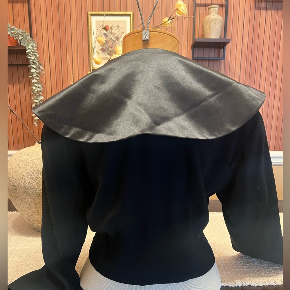 Vintage Liz Claiborne Cropped Blazer - Picture 2 of 5